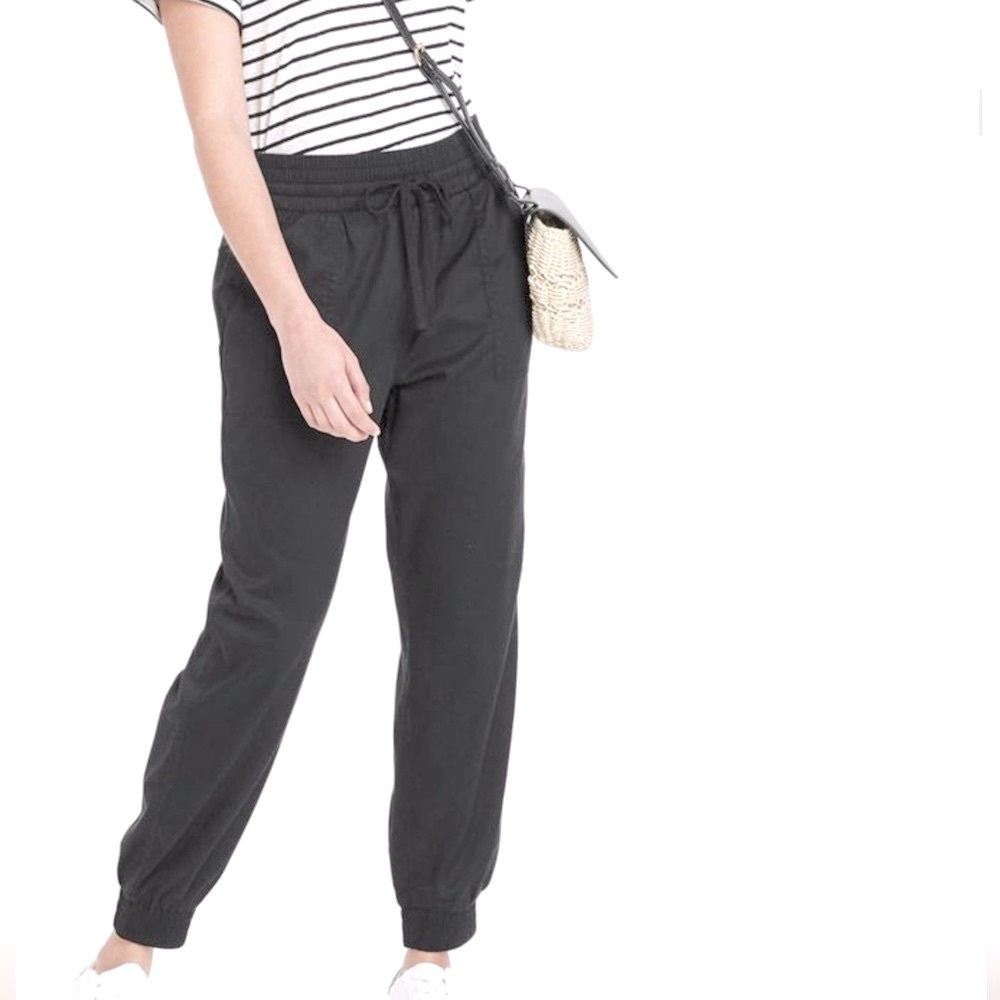 A NEW DAY joggers